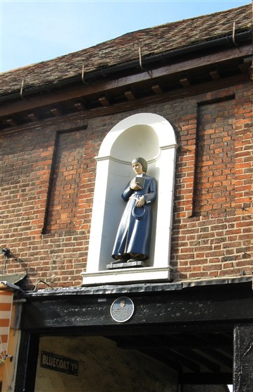 The statue over the entrance to Bluecoat Yard in Ware | Fiona MacDonald